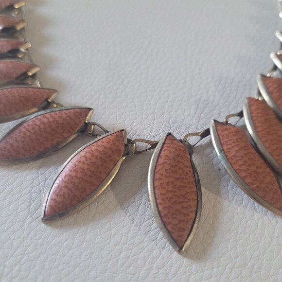 Vintage Faux Leather Leaf Fringe Necklace - Picture 2 of 5